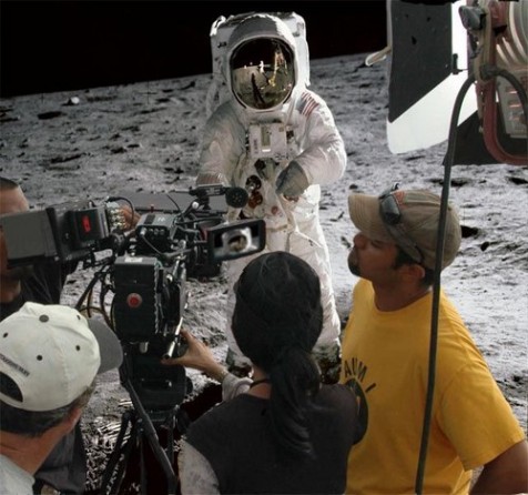 Di Balik Pembuatan Video Neil Armstrong